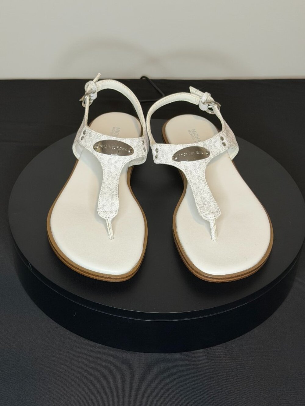 Michael Kors MK T Strap White/Silver Sandal